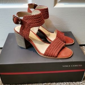 NEW Vince Camuto Kolema Sandal